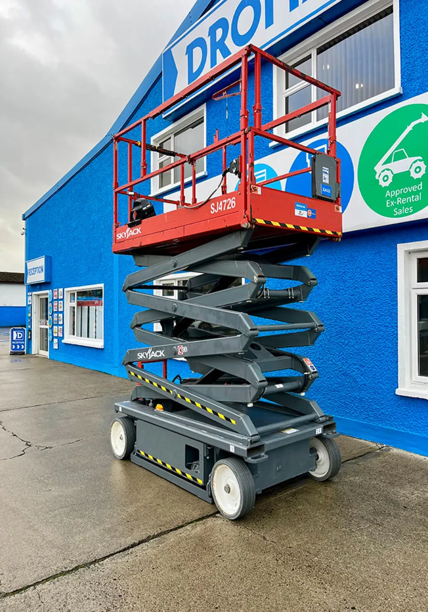 Skyjack SJ4726 Electric Scissor Lift - Image 2