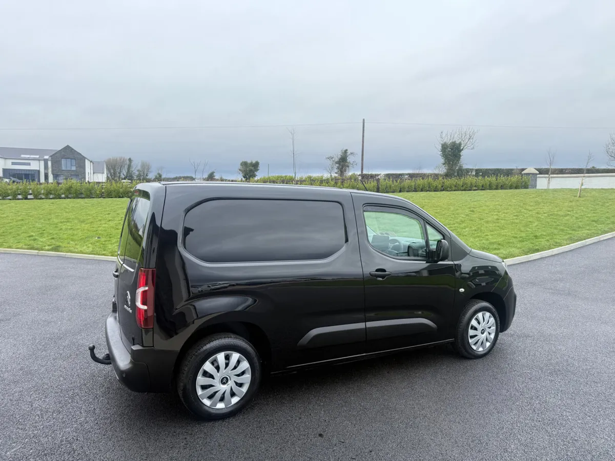 241 Citroen Berlingo 100Bhp Enterprise NO VAT - Image 3