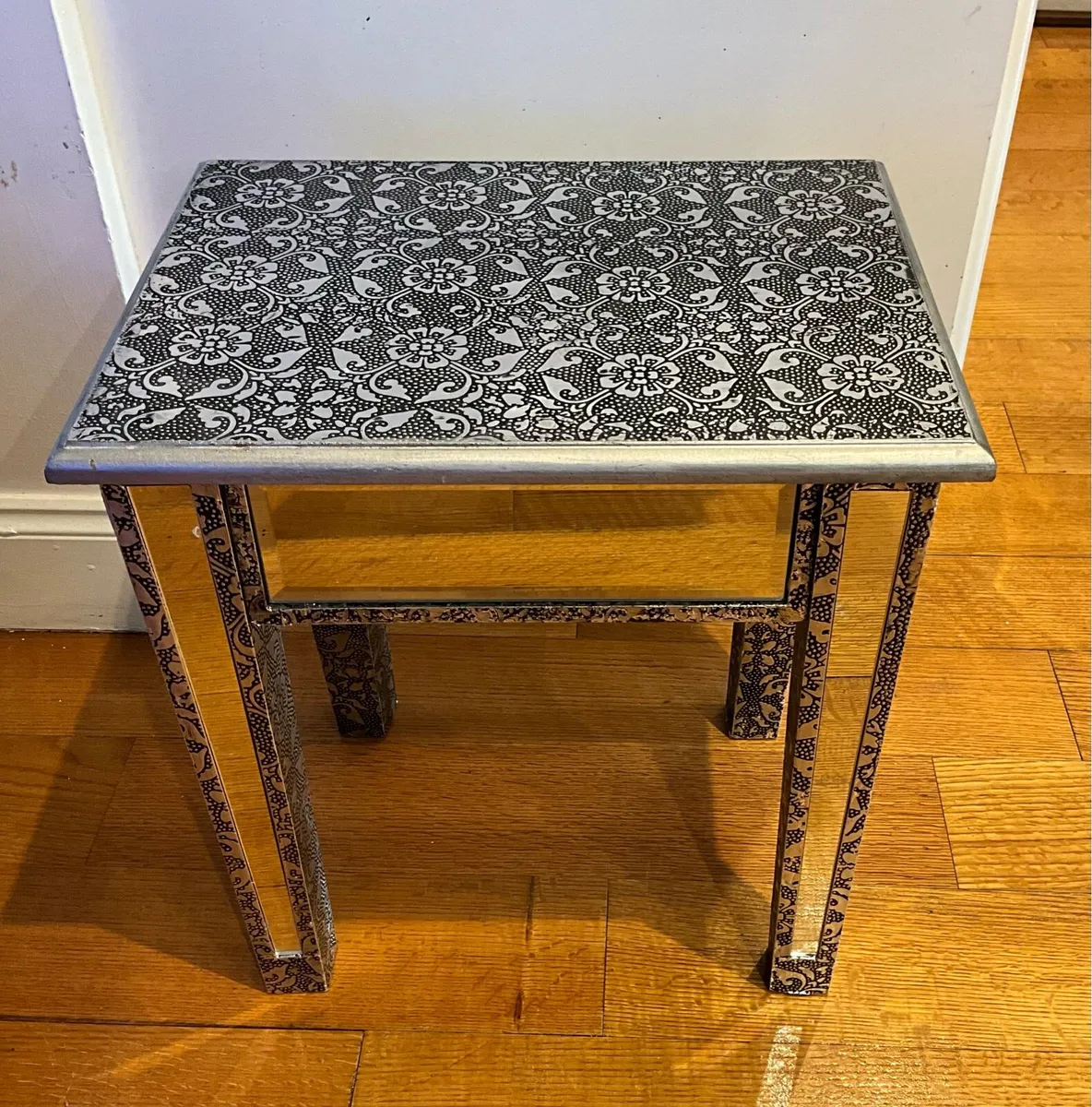 SILVER EMBOSSED Mirrored Occasional Table - Image 1