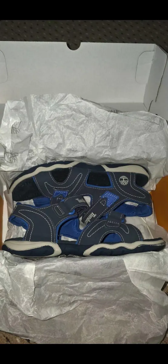 Boys sandals - Image 1