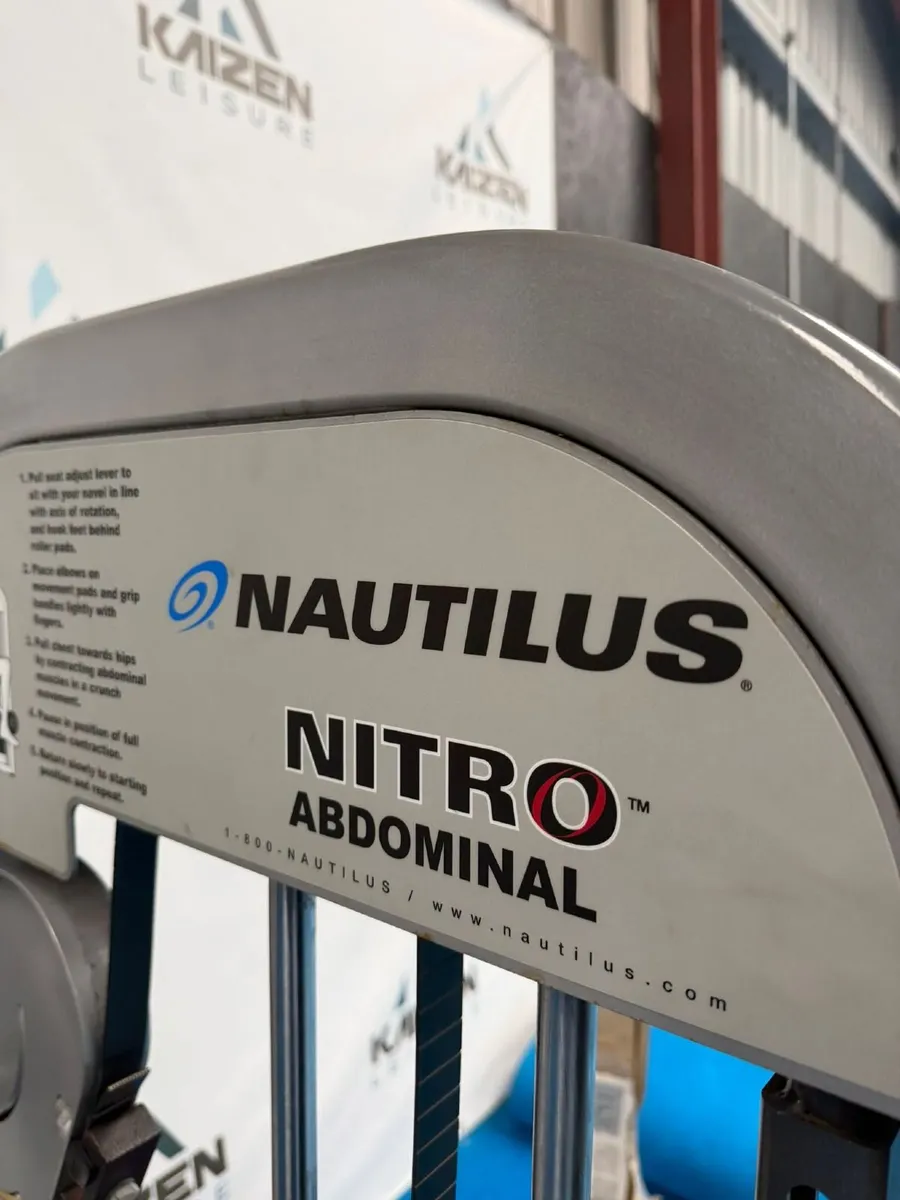 Nautilus Nitro Abdominal Crunch Machine - Image 3