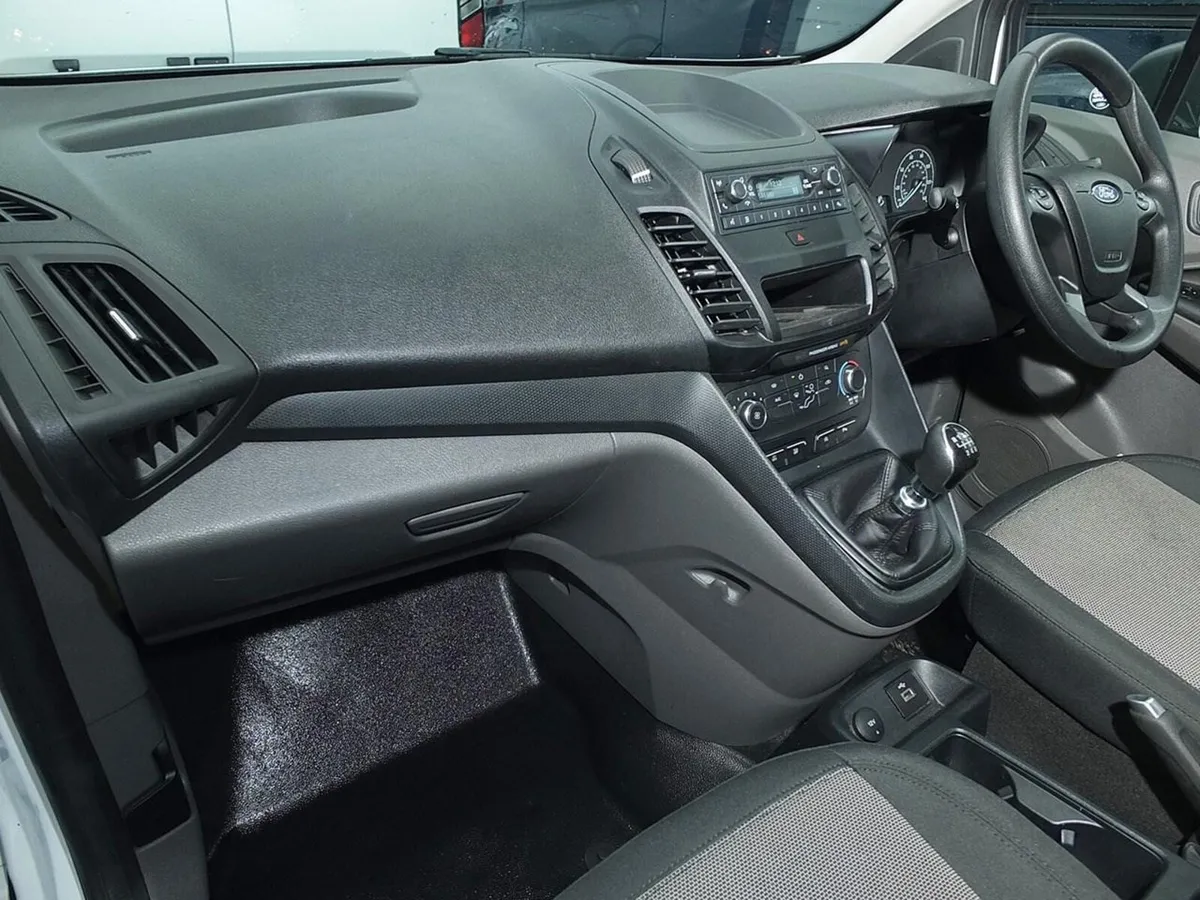 2020 Ford Transit Connect Small Panel Van - Image 4
