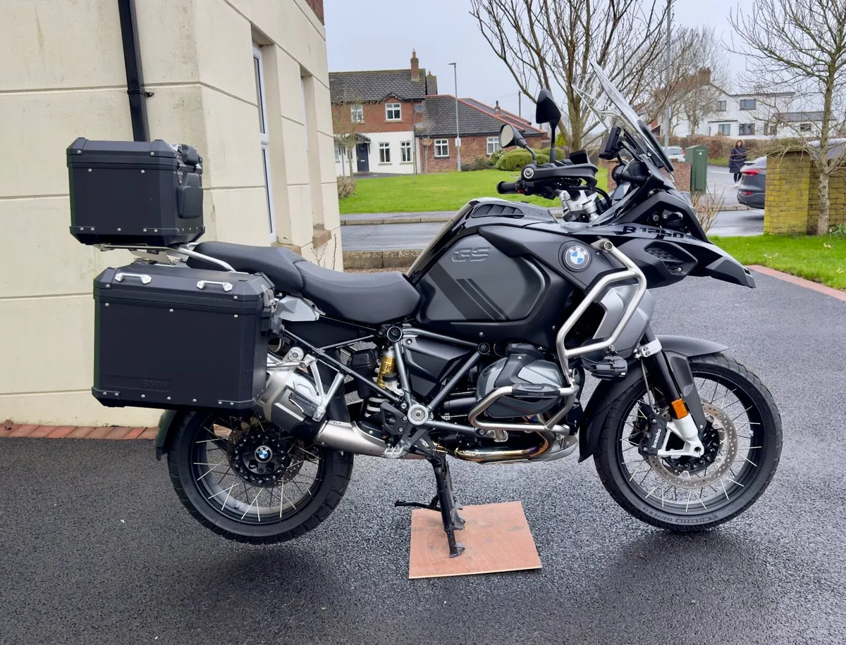 BMW R 1250 GS Adventure 2023 - Image 1