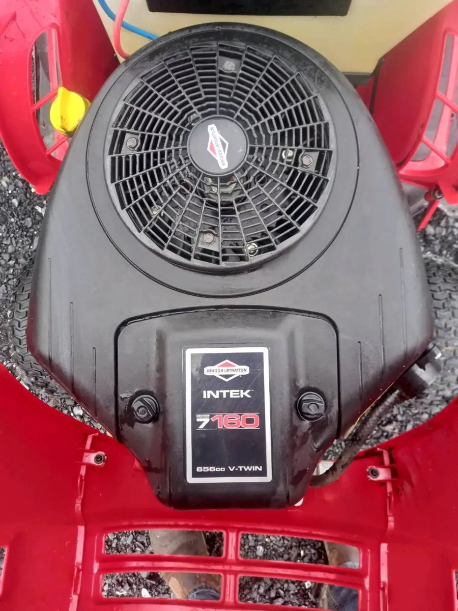 Ride on mower - Image 4