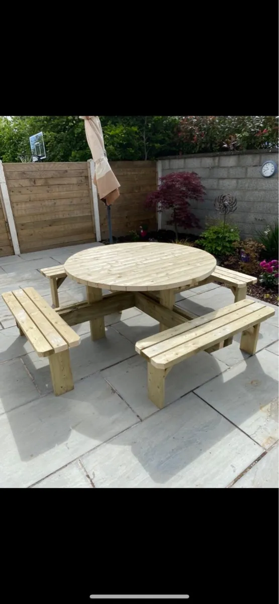 Picnic table - Image 2