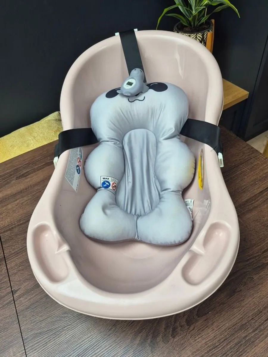 Baby bath with thermometer - Image 1