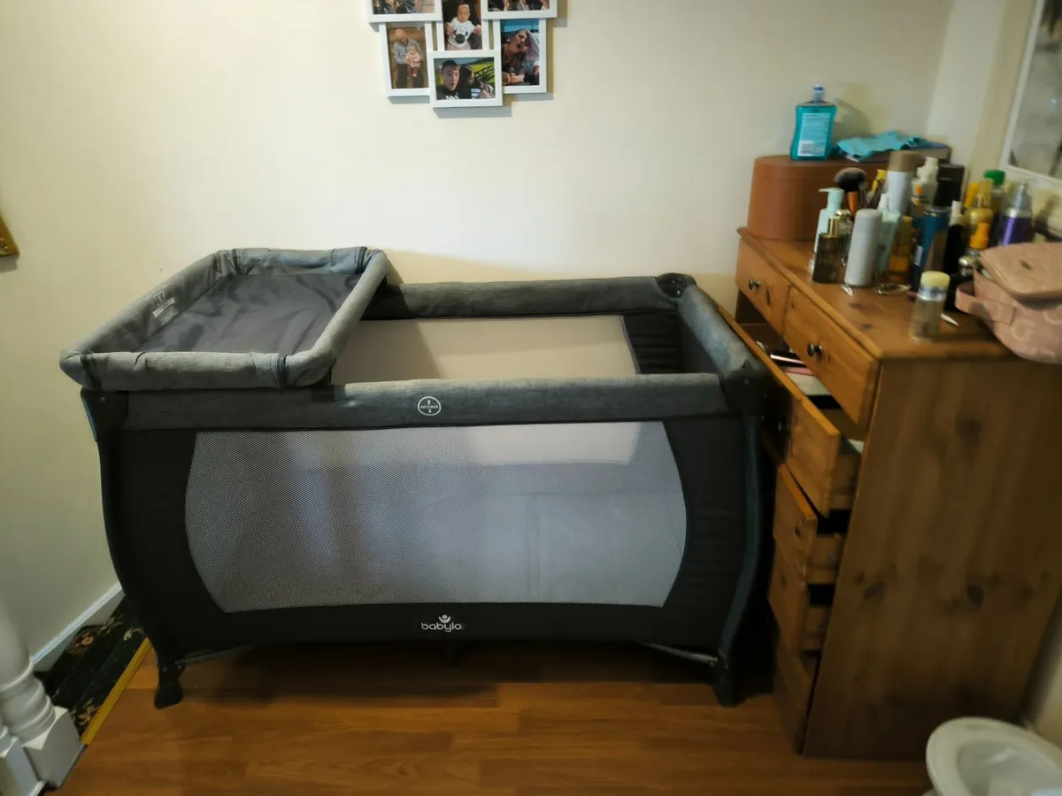 Babylo cot - Image 1