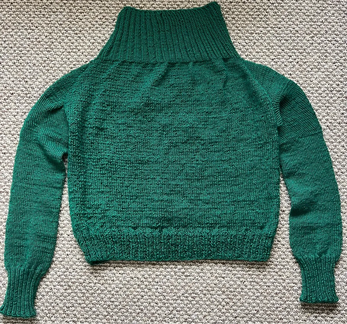 Handmade sweater emerald colour - Image 4