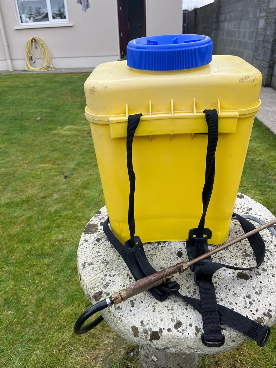 Spraying machine - Image 2