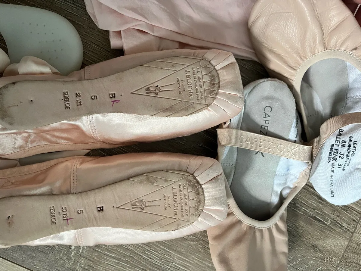 Bundle of a ballet clothes & shoes - Image 3