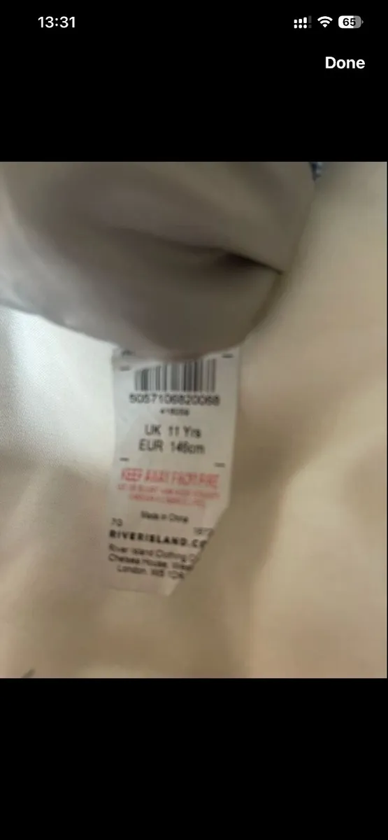 Child’s suit - Image 2