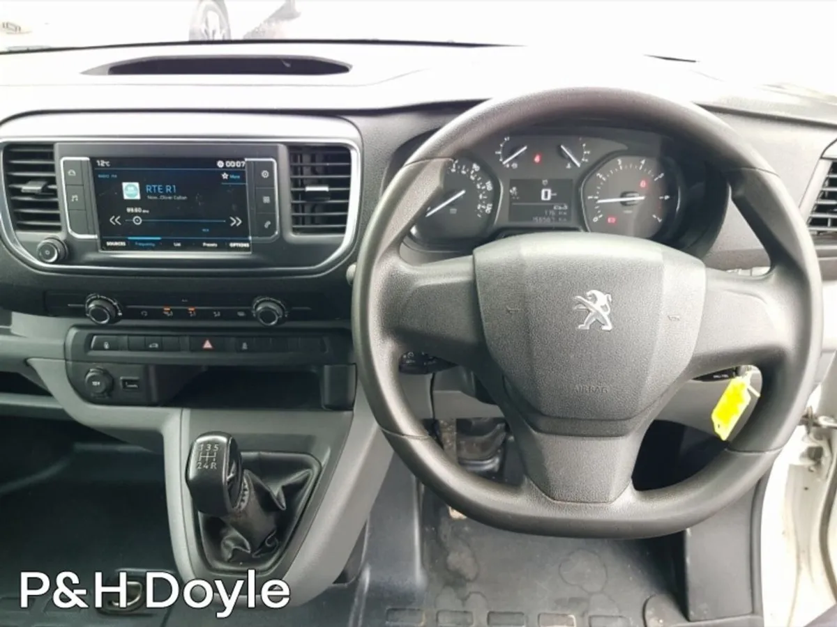 Peugeot Expert PRO STANDARD BLUE HDI - Image 2