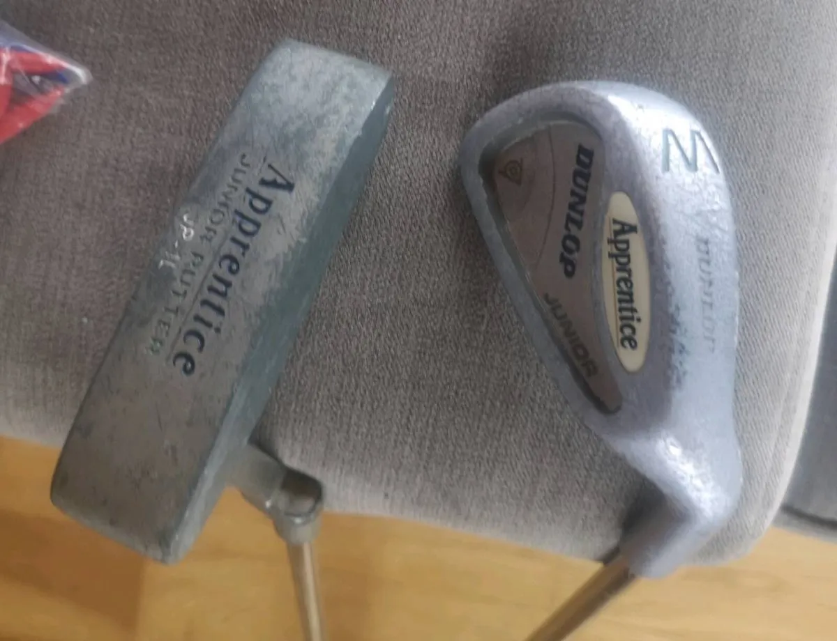 Junior Dunlop Pitch & Putt set, for 55"-59"tall - Image 2