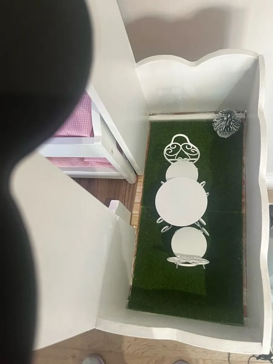 Dolls House - Image 3