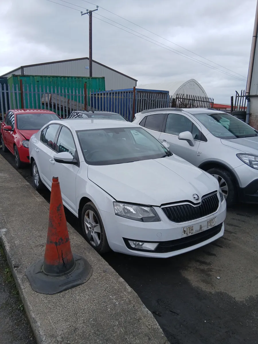 2016 Skoda Octavia 1.6TDI Breaking - Image 1