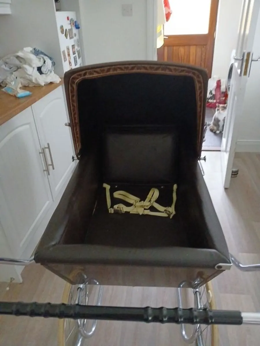 silver cross vintage pram - Image 2