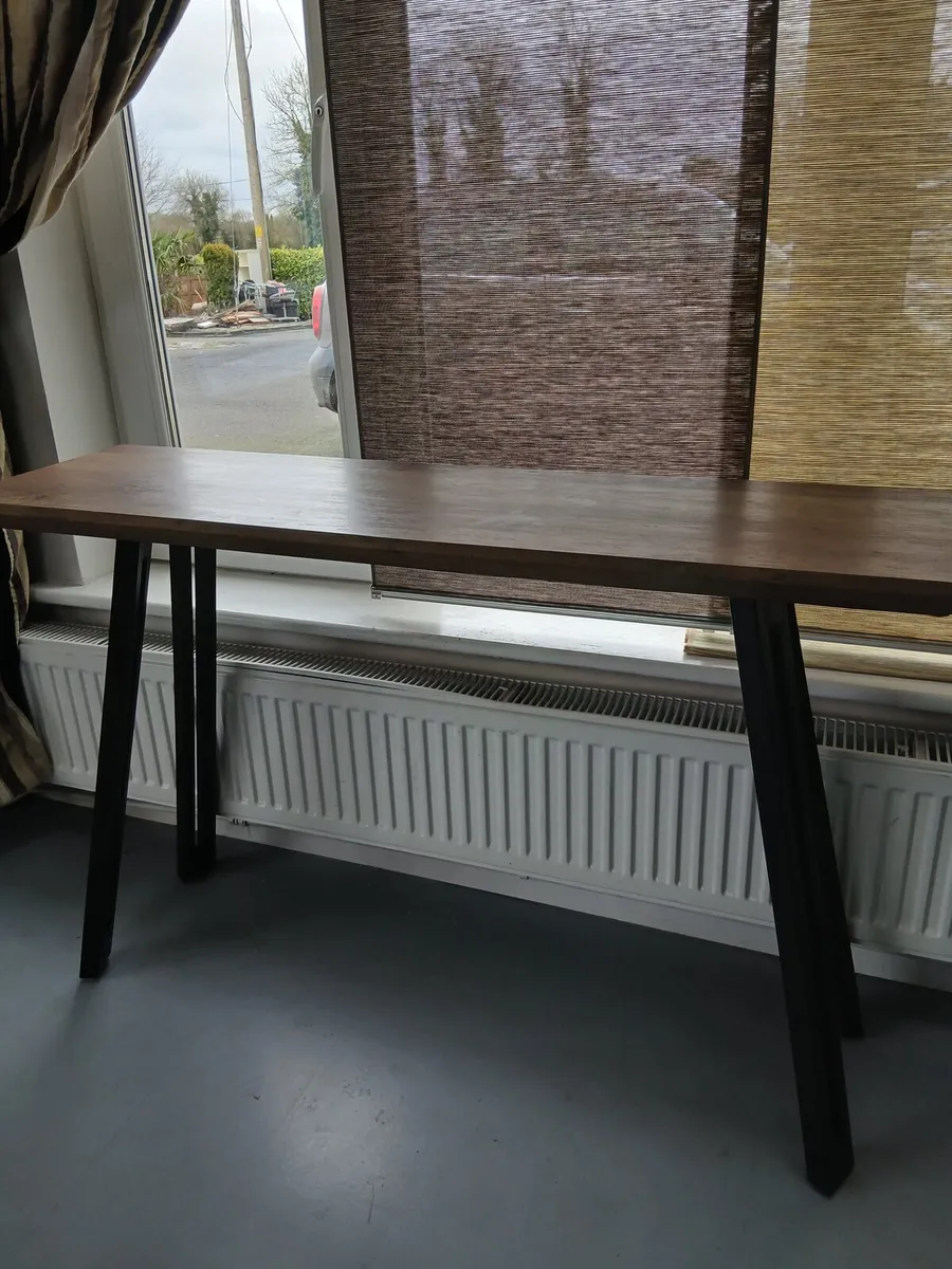 Console table - Image 1