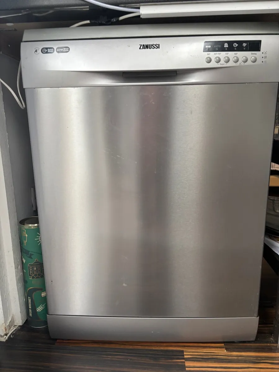 Dishwasher!! Zanussi Dishwasher ZDF26011XA €50 - Image 1