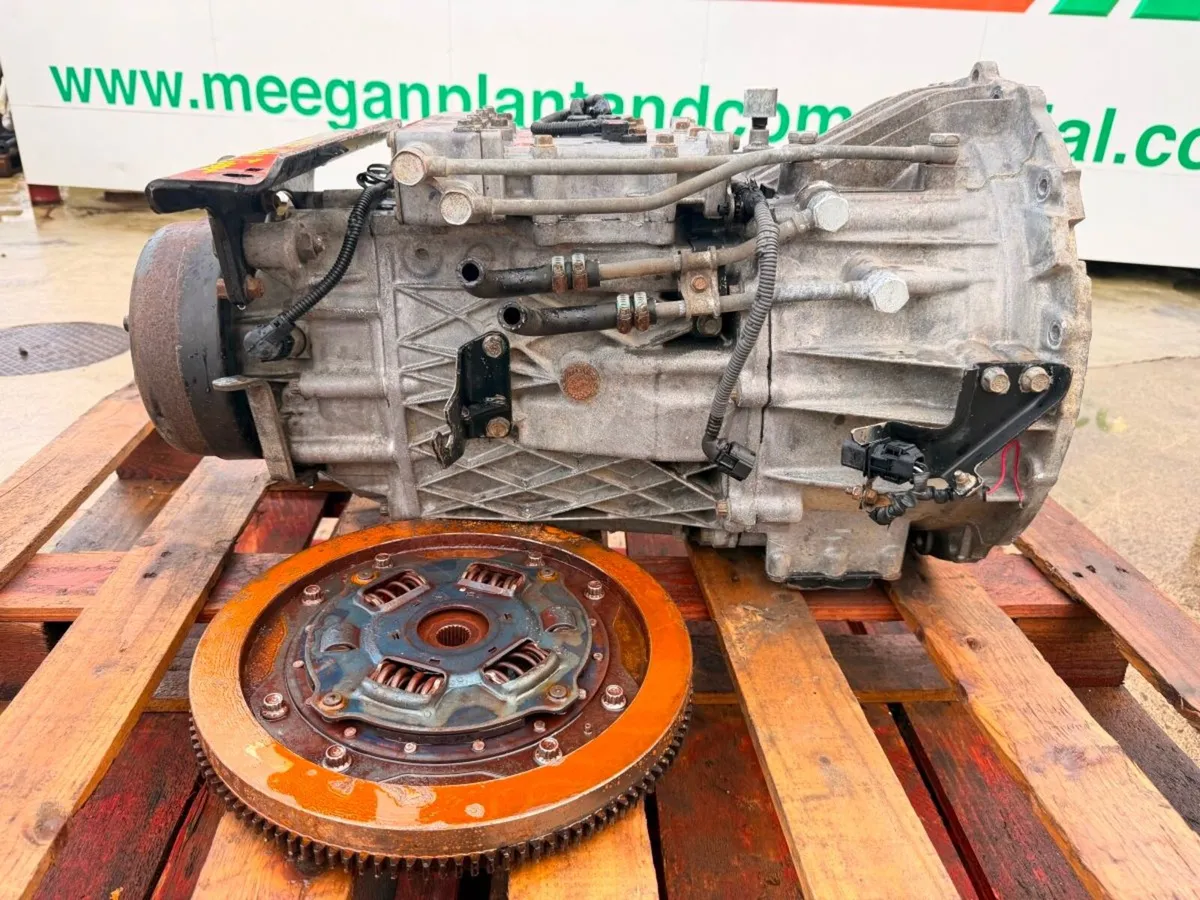2017 MITSUBISHI CANTER AUTO GEARBOX + PTO - Image 2
