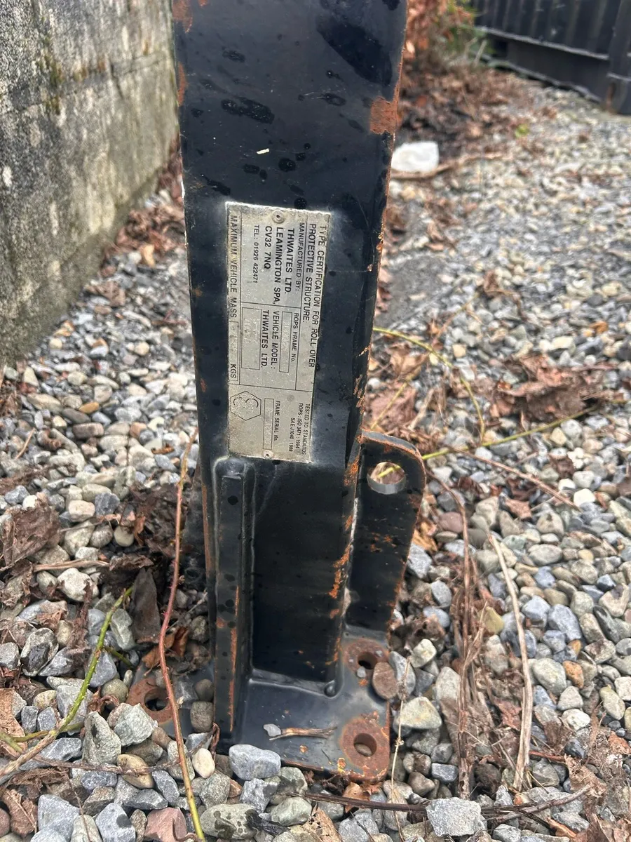 Thwaits rops safety frame - Image 2