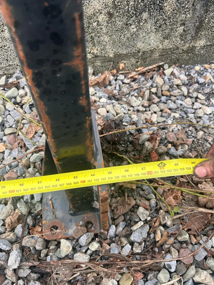 Thwaits rops safety frame - Image 4