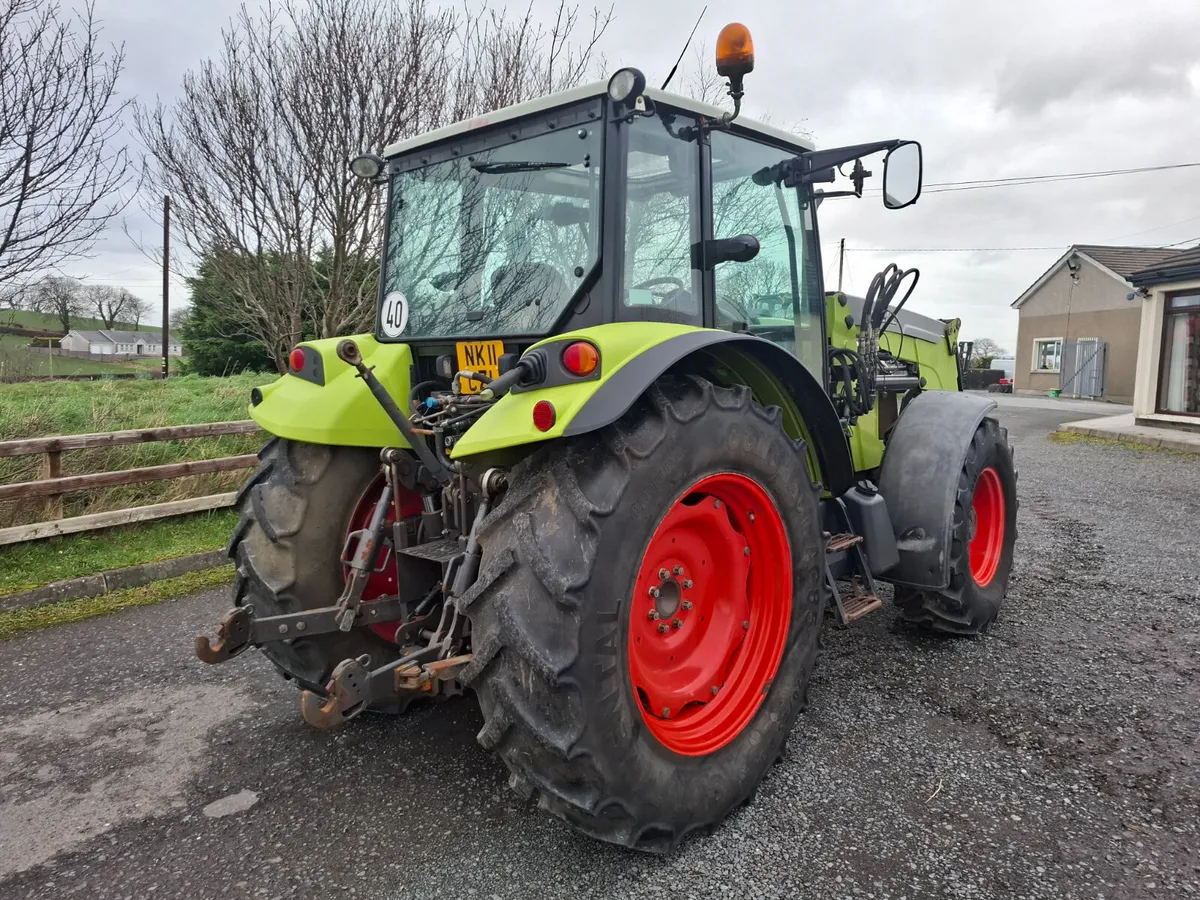 2011 Claas 340cx and loader - Image 3