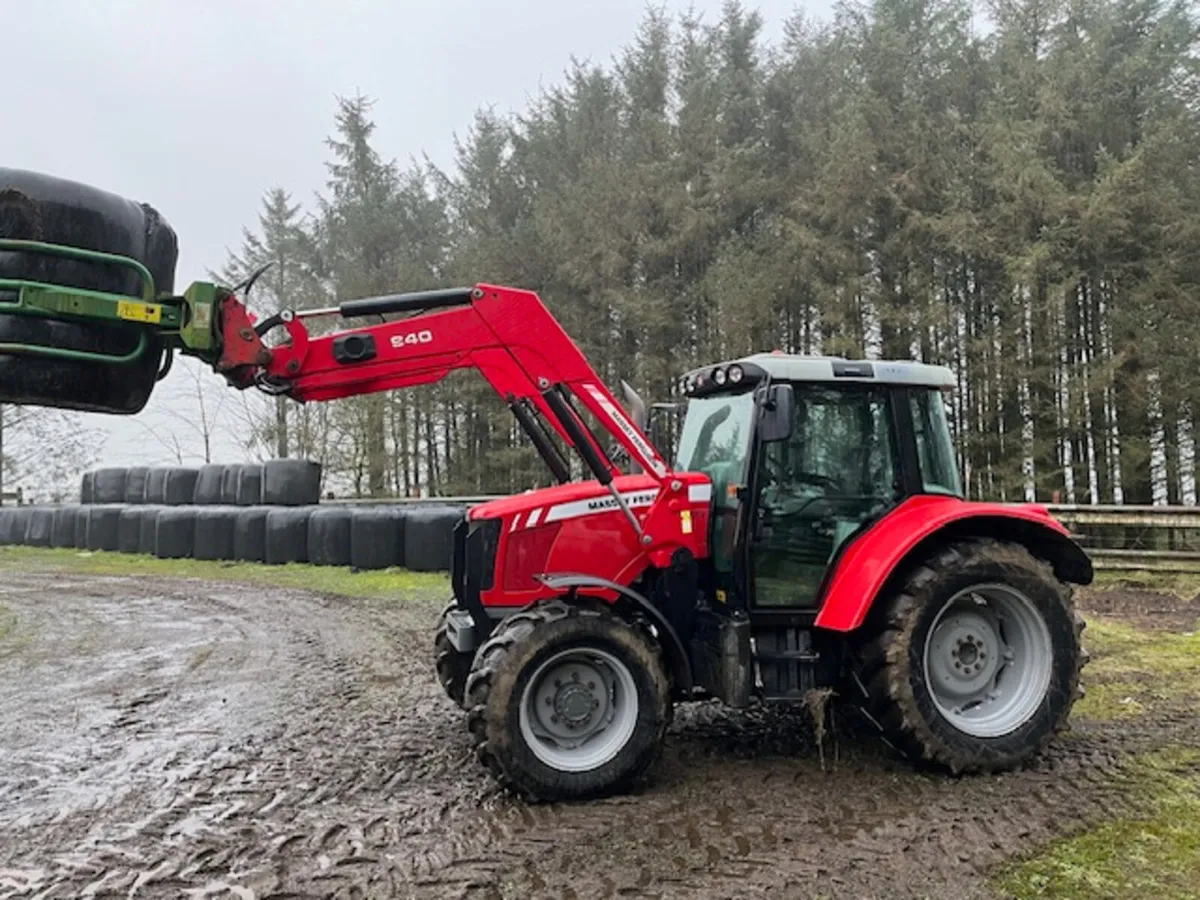 Massey Ferguson 5455 T-3 Dyna-4 c/w MF940 Loader - Image 1