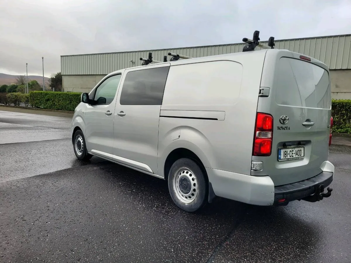 181 TOYOTA PROACE CREWCAB 2.0 D4D. - Image 2