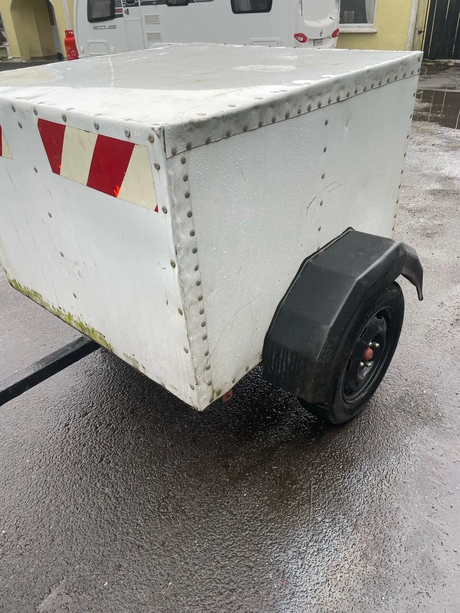 Dog trailer - Image 1