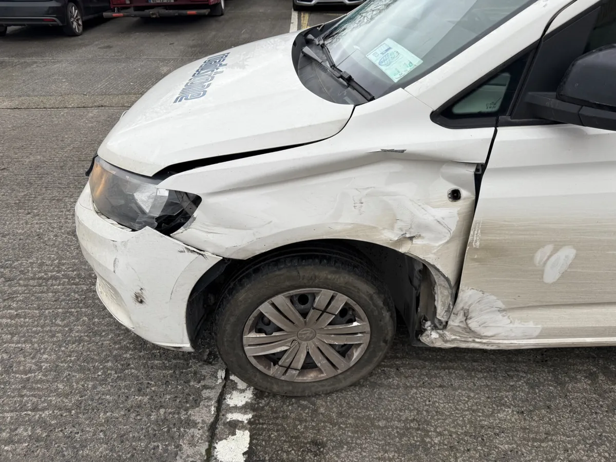 2024 VW CADDY - Image 3