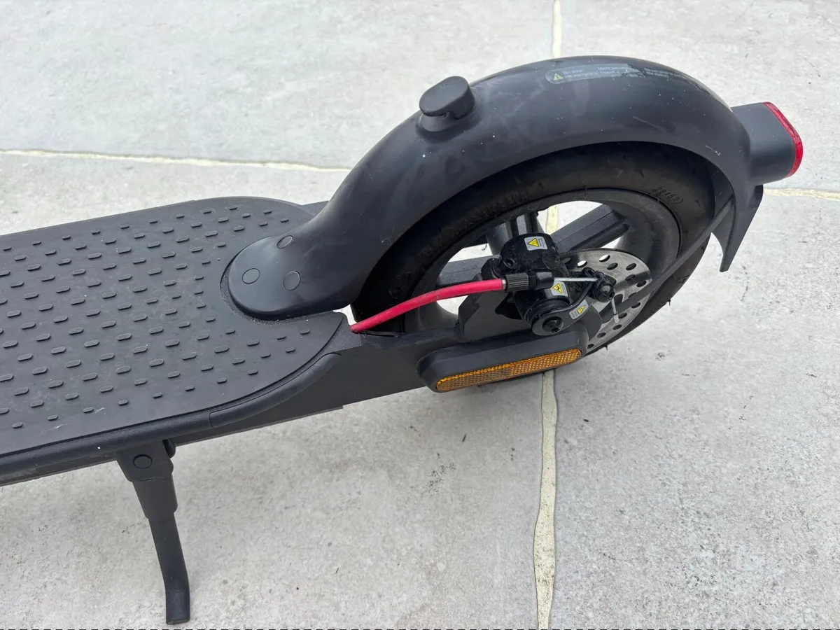 Electric scooter - Image 3