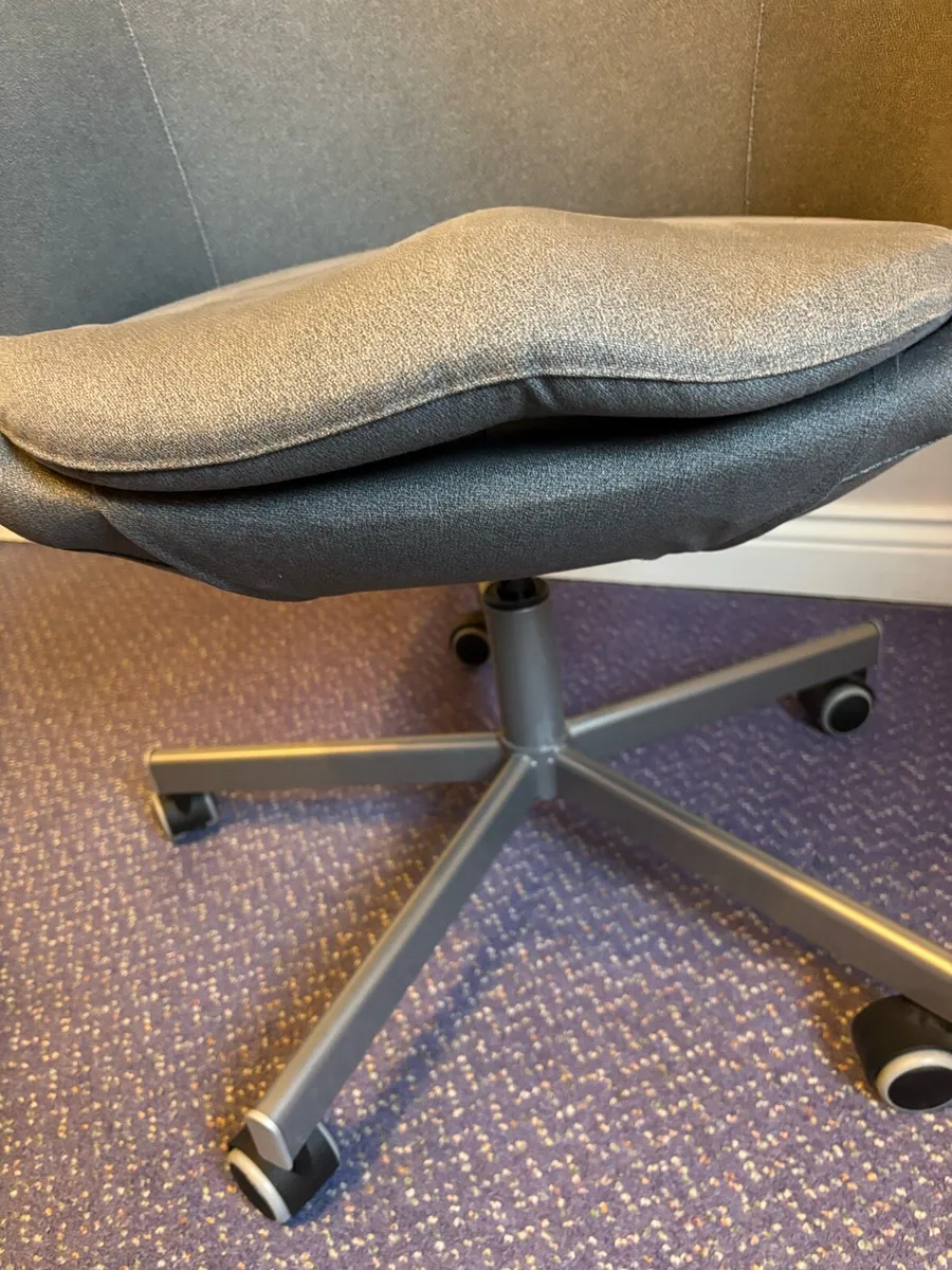 Computer chair - Image 2