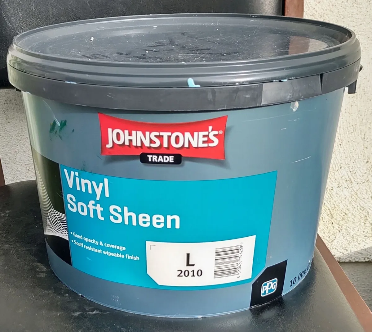 vinyl soft sheen paint 10 litre