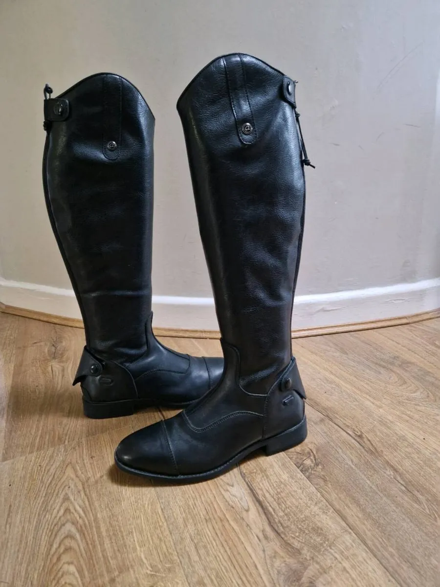 Ladies riding boots - Image 1