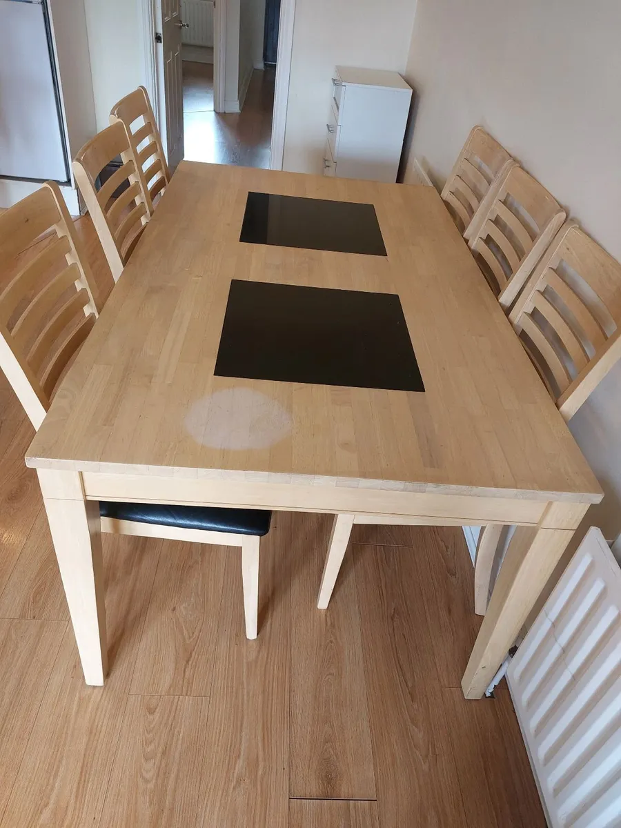 Kitchen table & 6 chairs - Image 3