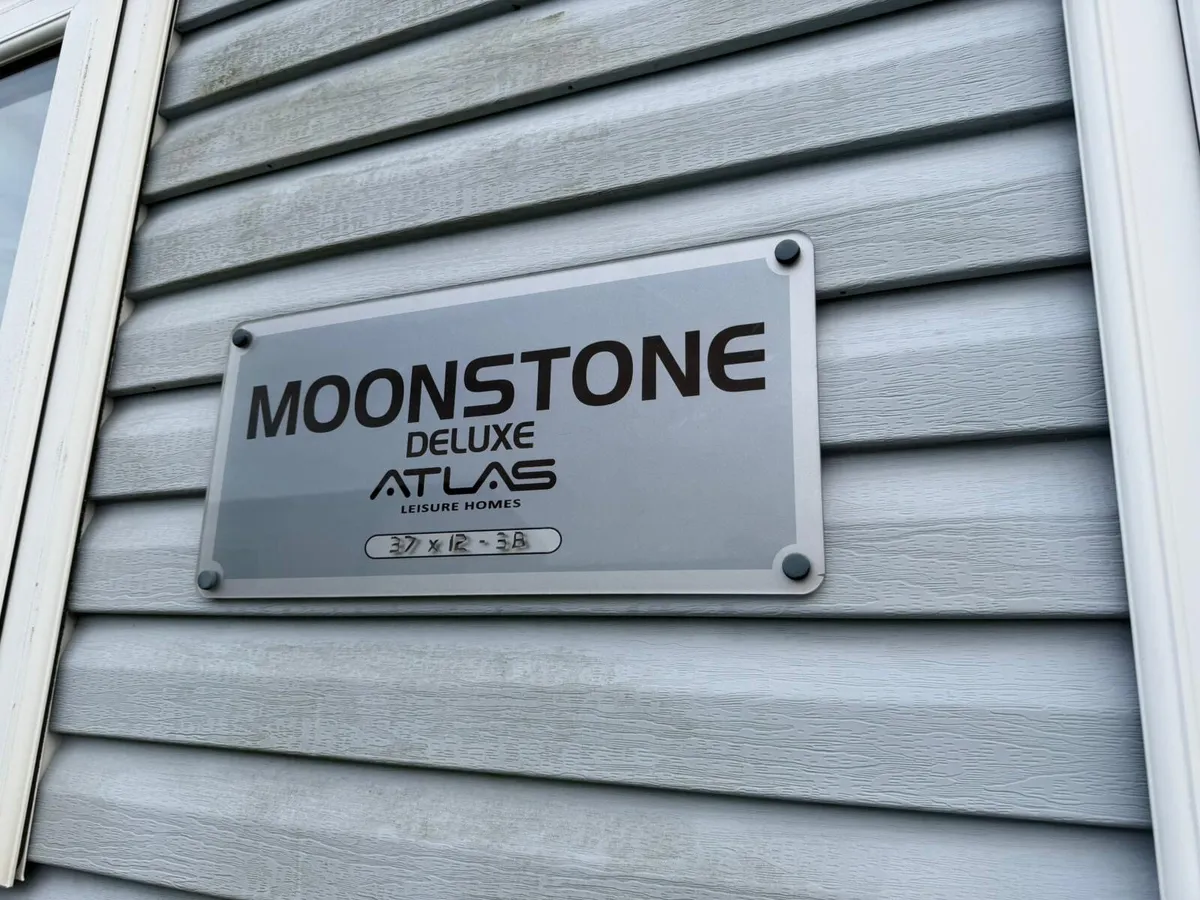 Atlas Moonstone 37x12, 3 bed Full winter Pack - Image 2