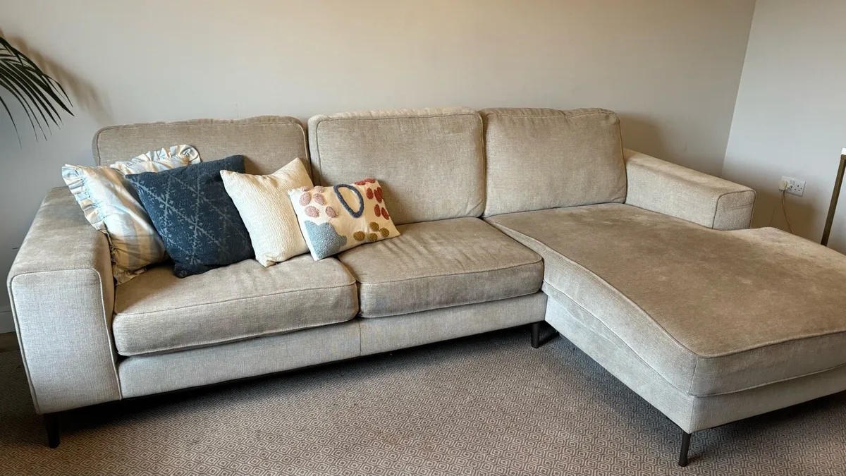 L Shape Couch - Image 3