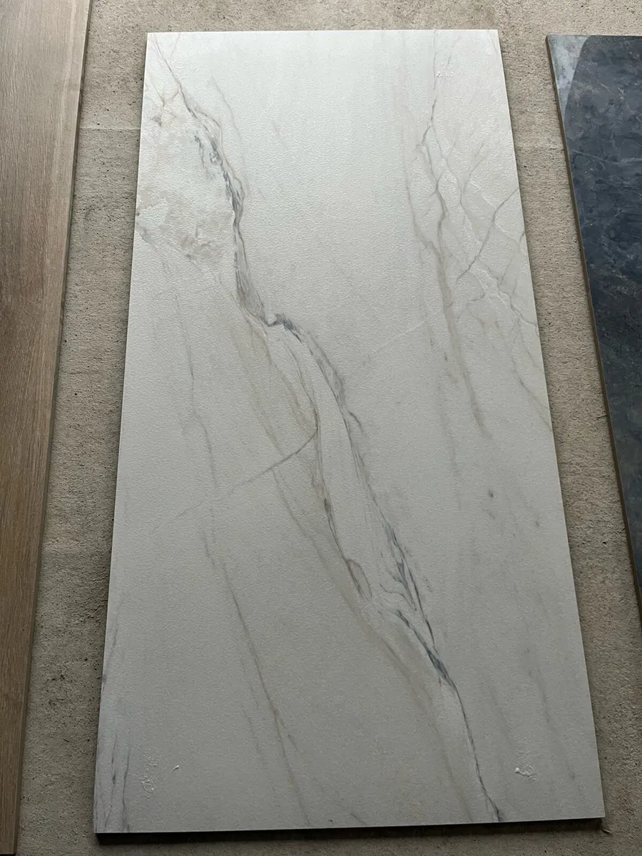 Tiles, Laminate, Skirting - Image 4