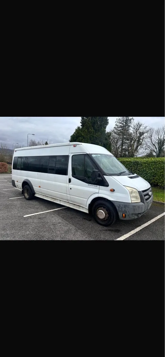 Ford transit wheelchair bus 13 seater 1 yr test - Image 2