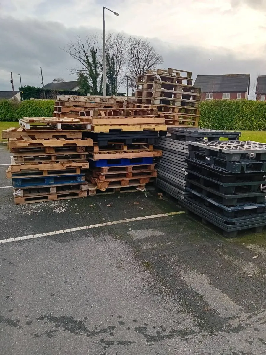 Pallets - Image 3