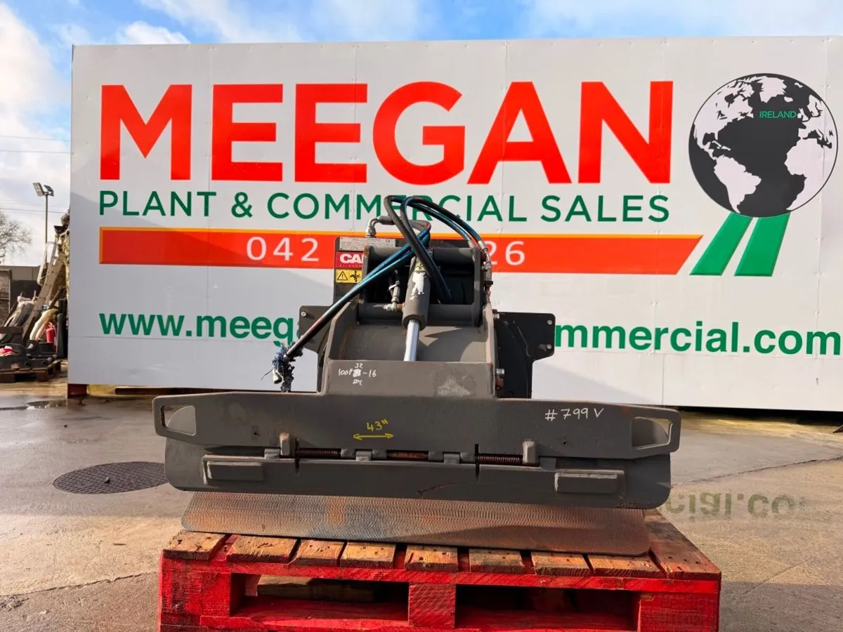 2018 CAM ROTATING CLAMP FORKLIFT....799V - Image 1