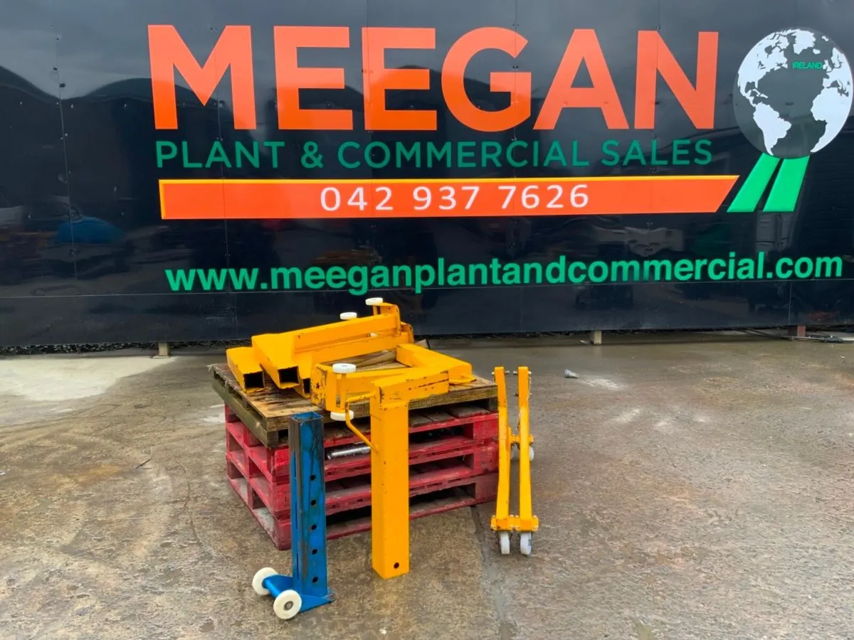 TELESCOPIC SUPPORT FRAME / LEGS............4040. - Image 1