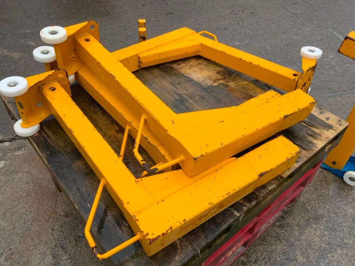 TELESCOPIC SUPPORT FRAME / LEGS............4040. - Image 4