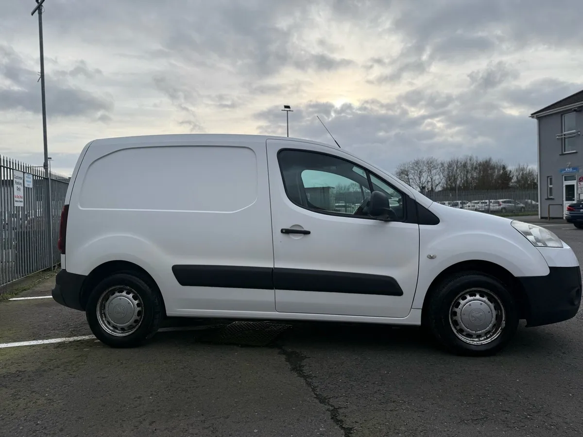 PEUGEOT PARTNER 1.6 HDI - Image 4