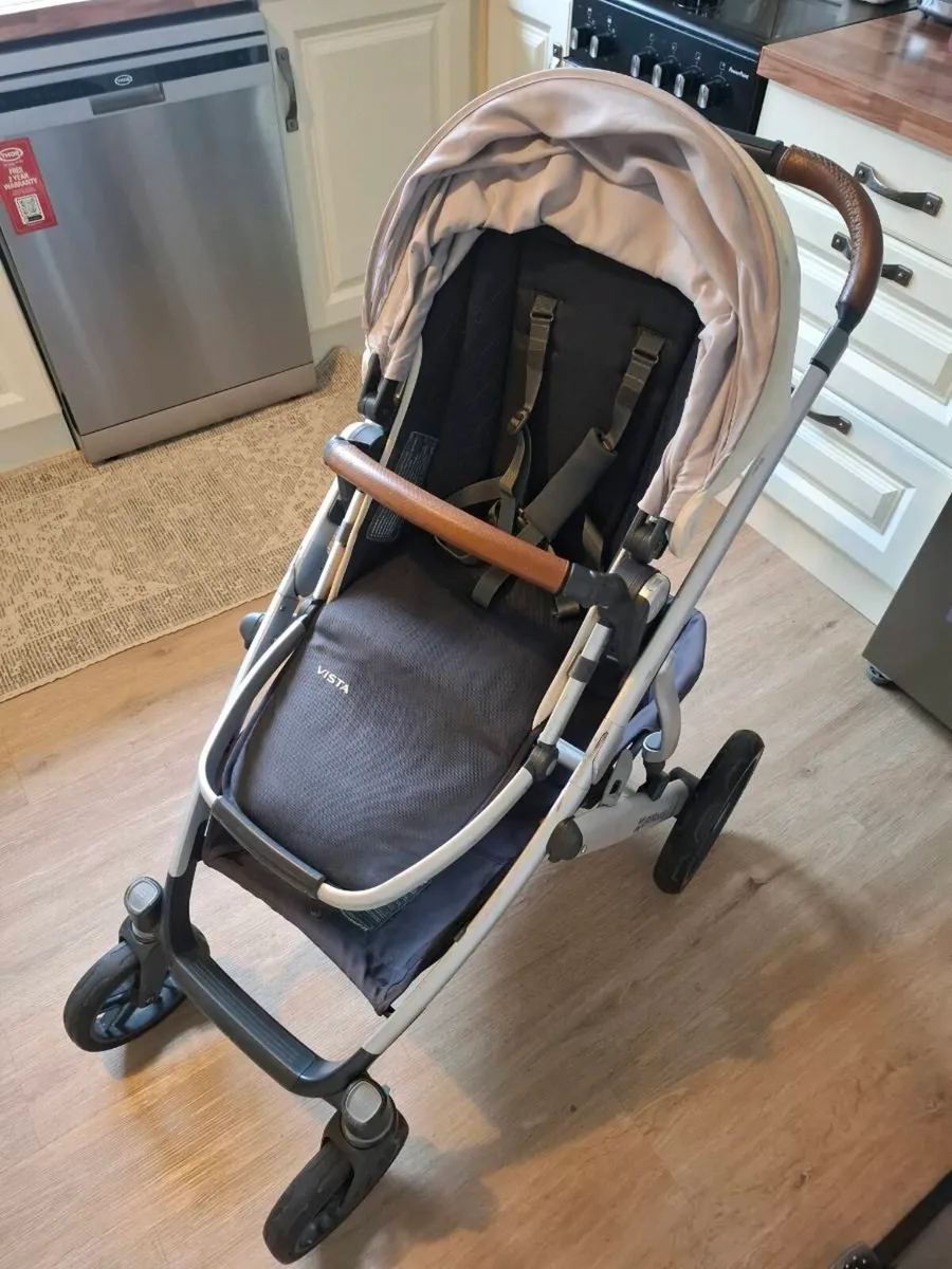 Uppababy Vista V2 - Image 1