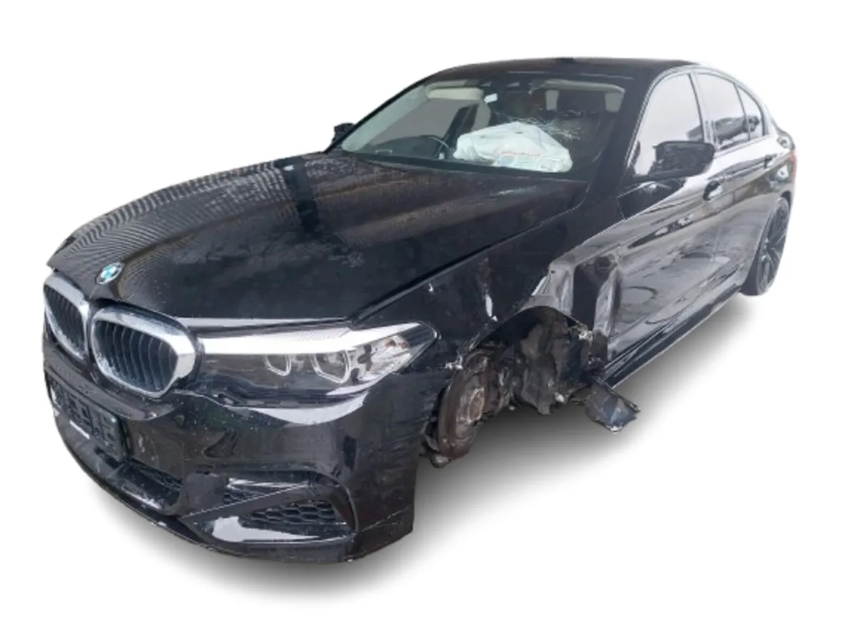 2017 BMW 520 For Breaking/Dismantling - Image 3