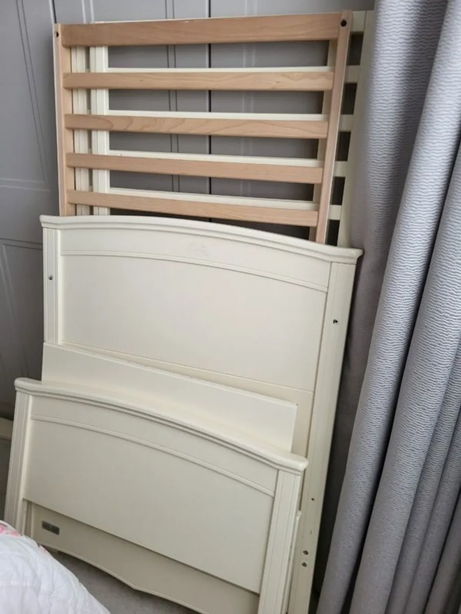 Cot cot/bed for sale - Image 1