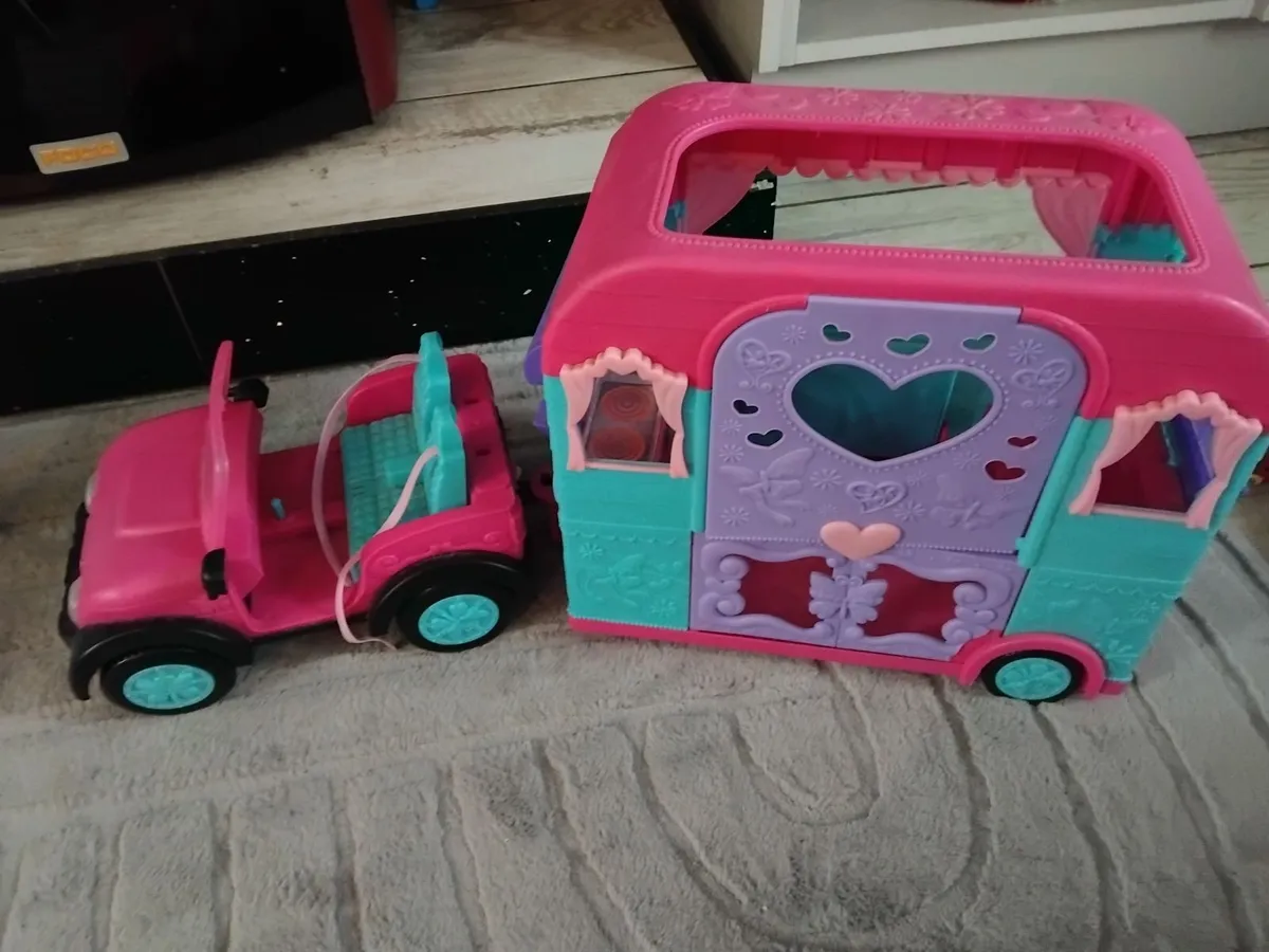 Barbie Dreamhouse & Toys/Dolls/Accessories - Image 3