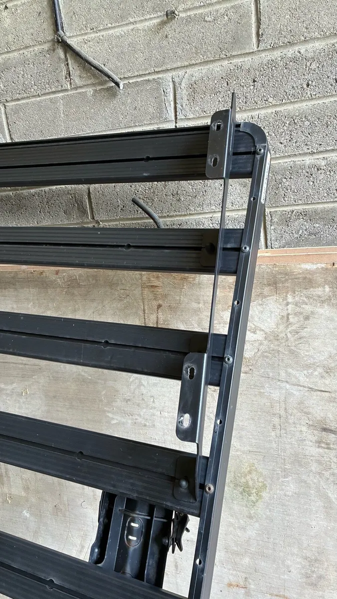Discovery 5 roof rack - Image 4