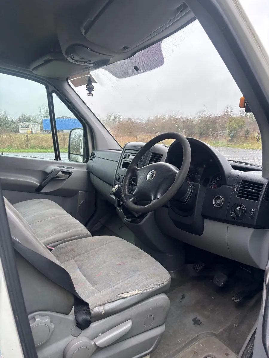 Volkswagen Crafter 2007 - Image 2